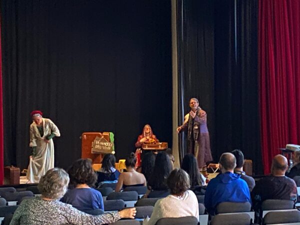 “Rumbo desconocido” Teatro
