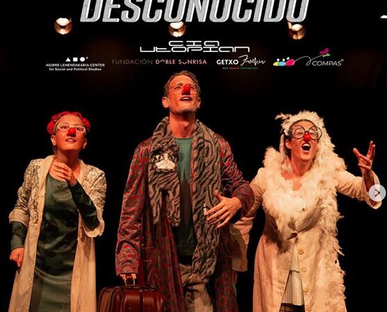 Rumbo Desconocido: teatro documento
